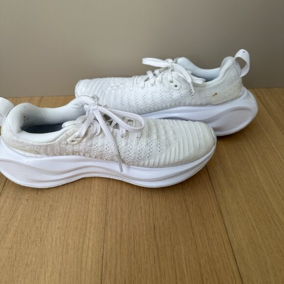 Nike InfinityRN 4, size 7 - Picture 4 of 7